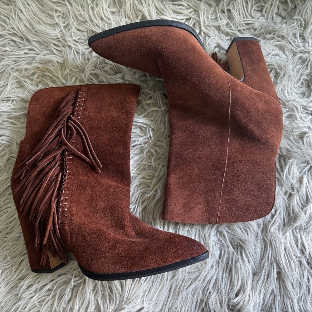 DOLCE VITA Ileen Fringe Booties 9
